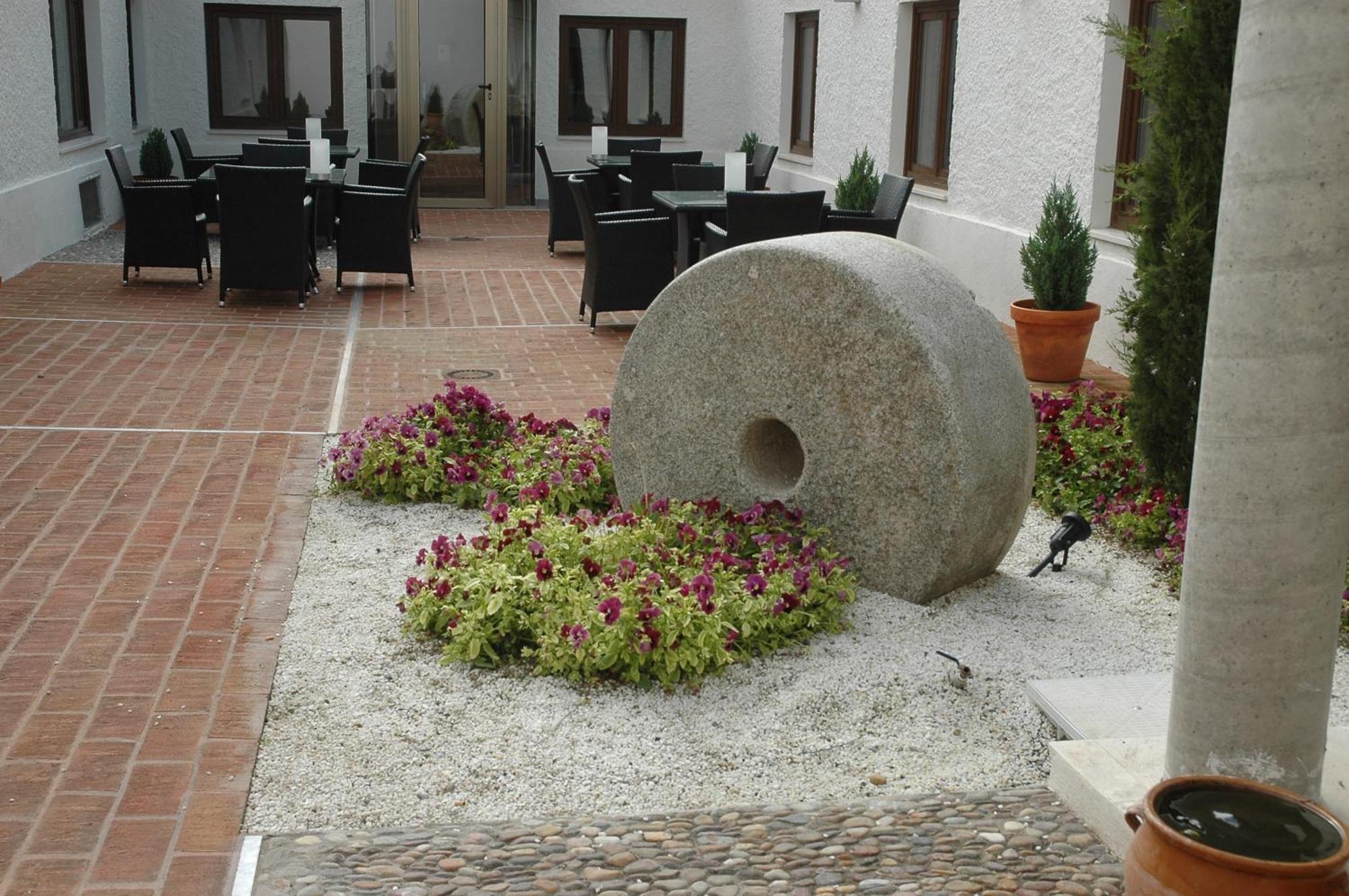 Hotel & La Salve